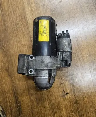 BMW 5 E60 E61 Starter motor 780250805