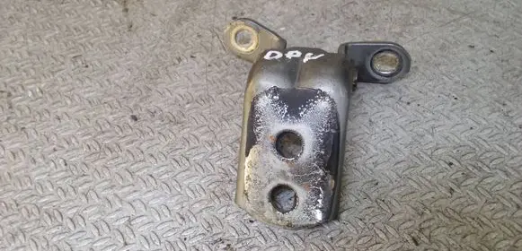 Nissan Note (E12) Front door upper hinge