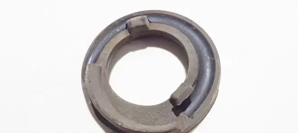 Toyota Avensis T270 Front coil spring rubber mount 4825705020 48257-05020