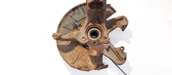 Skoda Octavia Mk2 (1Z) Front wheel hub