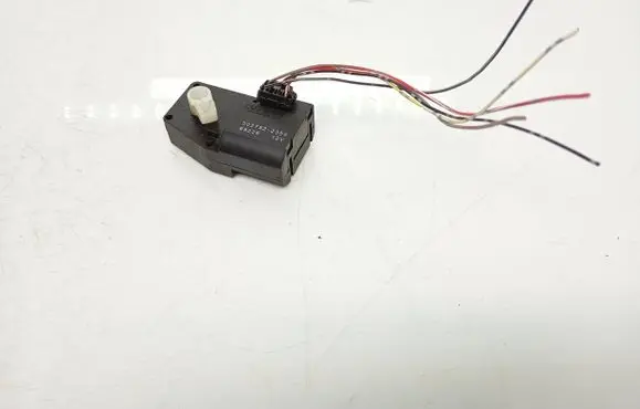 Suzuki Grand Vitara II Air flap motor/actuator 5027522350 68226