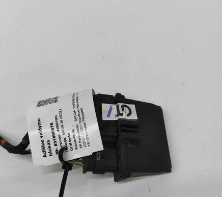 Skoda Superb B8 (3V) Adblue control unit 0444050203 3Q0941329