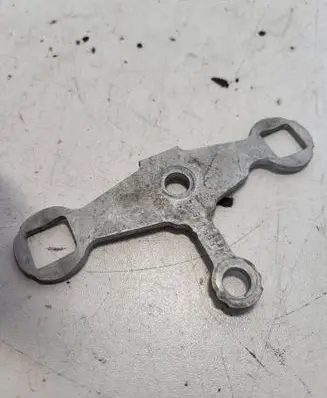 BMW 3 F30 F35 F31 Fuel Injector clamp holder 7595405