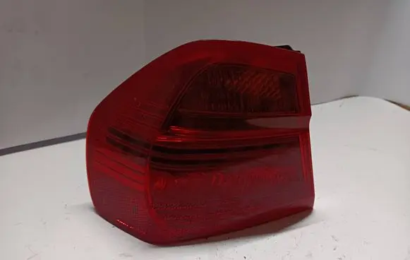 BMW 3 E90 E91 Rear/tail lights 6937457