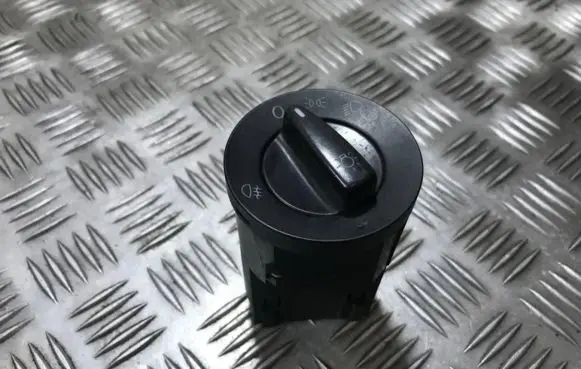 Light switch