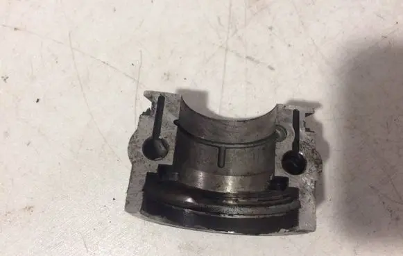 Audi A4 S4 B6 8E 8H Camshaft holder 059459F