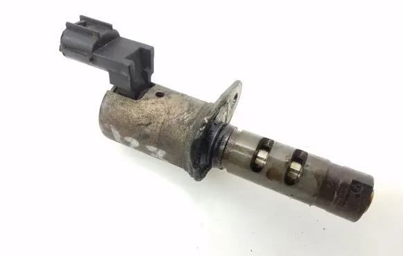 Toyota Corolla E110 Oil pressure sensor 1535022010