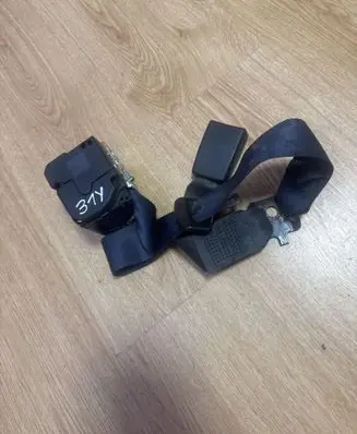 Citroen Xsara Middle seatbelt (rear) 33041822 0400019 43594