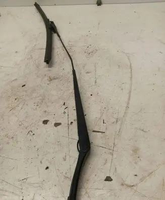 Audi Q5 SQ5 Front wiper blade arm 4707