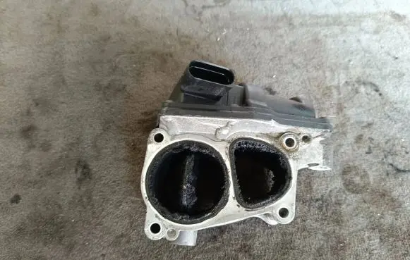 Audi Q5 SQ5 Throttle valve 059129593H 059129593J