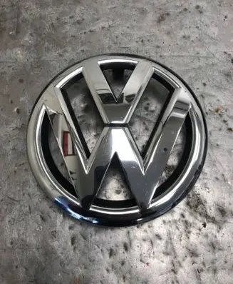 Volkswagen Golf VI Manufacturer badge logo/emblem 5K0853601FBILI 5K0853601F
