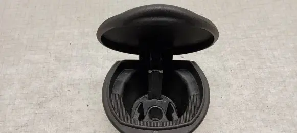 Jeep Grand Cherokee Car ashtray 05108051AA 05108052AA
