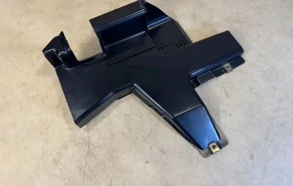 Mercedes-Benz G W461 W463 1st Gen Rear door exterior handle/bracket A4637203048