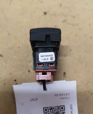 Citroen C4 I ESP (stability program) switch 96476624XT