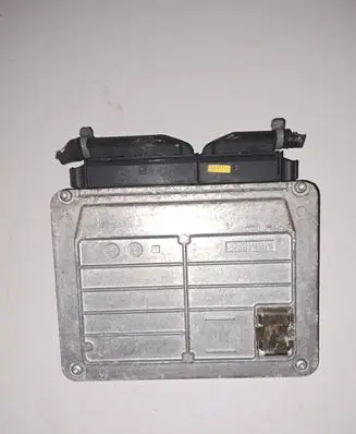 Skoda Octavia Mk1 (1U) Engine control unit/module 06A906033K 5WP4003902