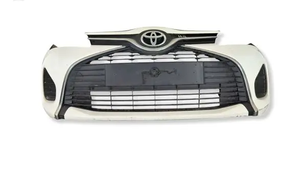 Toyota Yaris Front bumper 531120D400 531020D040