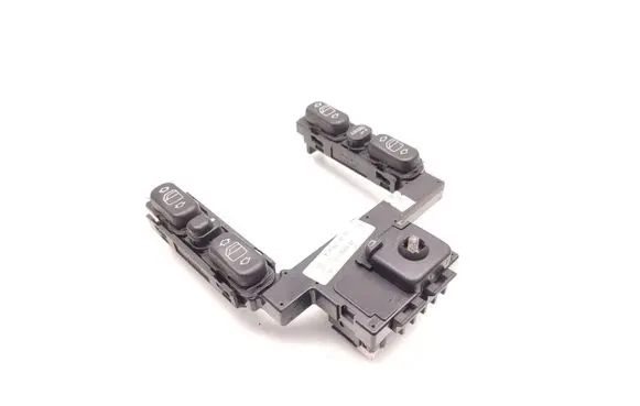 Mercedes-Benz E W210 Electric window control switch 2108214151 03750032