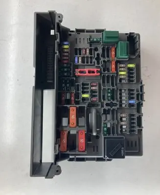 BMW X1 E84 Fuse module 9119446