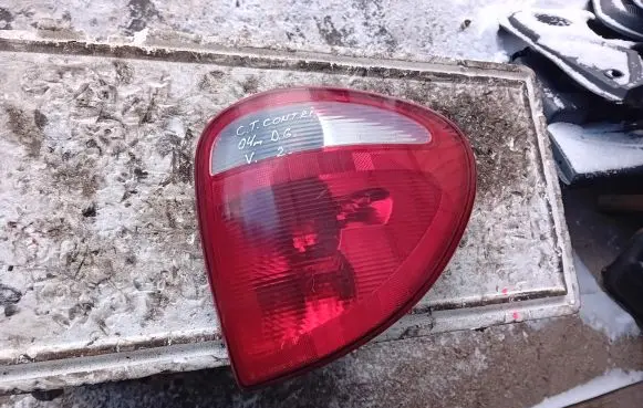 Chrysler Town & Country IV Rear/tail lights
