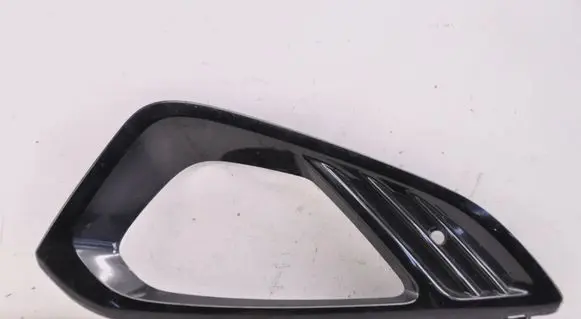 Ford Fiesta Front fog light trim/grill C8L6G