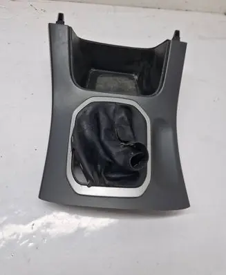 KIA Sorento Center console decorative trim 846512P910