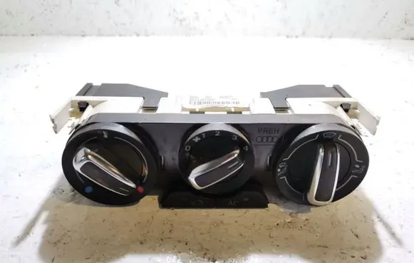 Audi A1 Climate control unit 901514660000 8X0820045A