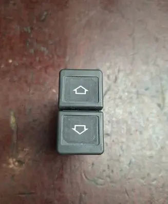 Citroen Xsara Picasso Electric window control switch 