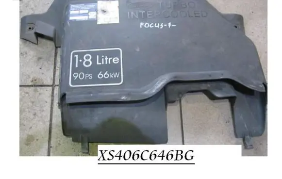Ford Focus Engine cover (trim) XS406C646B