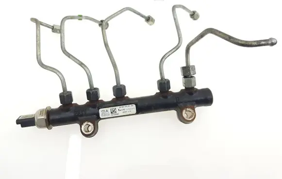 Ford Mondeo MK V Fuel injector supply line/pipe 9685297580 9670076780 1508852160
