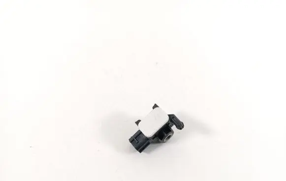 Mitsubishi Outlander Airbag deployment crash/impact sensor 8651A166