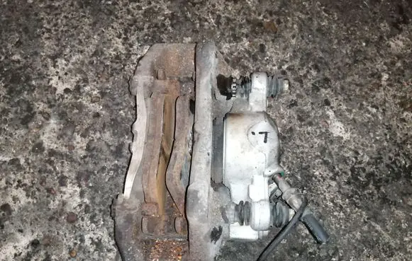 Audi A4 S4 B8 8K Front brake caliper