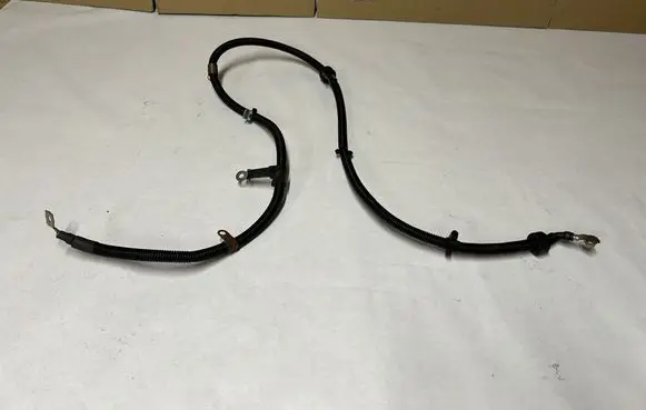 Mercedes-Benz ML W166 Positive cable (battery) A2721590346