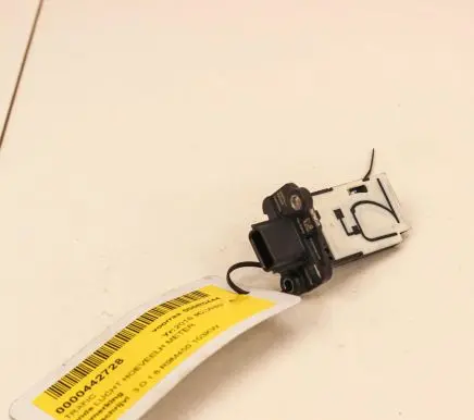 Renault Megane III Mass air flow meter 93450753
