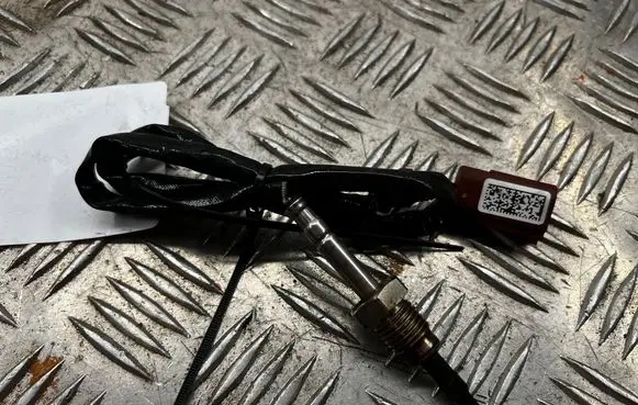 Audi Q5 SQ5 FY Exhaust gas temperature sensor 8W0906088B