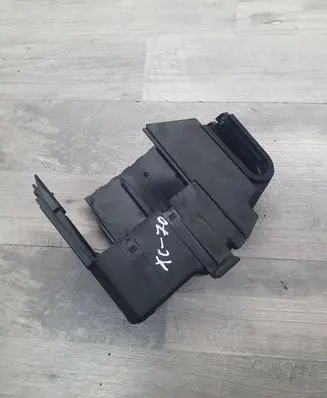 Volvo XC70 Fuse box cover 6G9T14A067CA