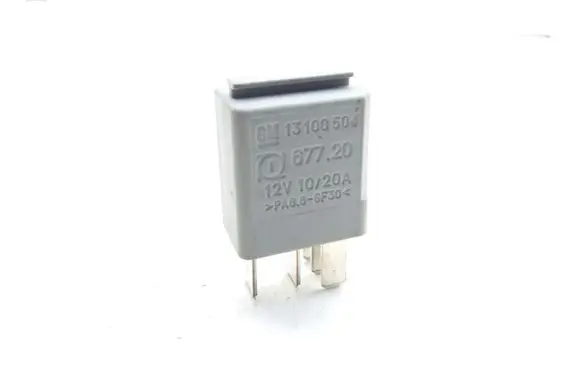 Opel Meriva A Hazard warning light relay 67720 13100504