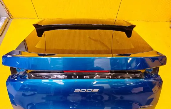 Peugeot 3008 III Truck tailgate