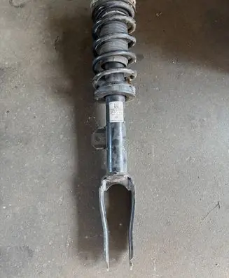 Alfa Romeo Stelvio Front shock absorber with coil spring 50557501