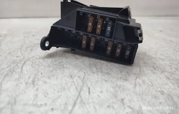 Mercedes-Benz ML W166 Fuse module A1665459340