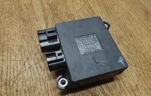 Lexus RX 450H Fan control module 8925726020 4993003280