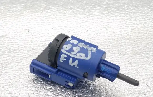Skoda Fabia Mk2 (5J) Brake pedal sensor switch 1J0927189F 19322013