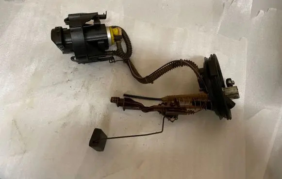BMW X5 E53 In-tank fuel pump
