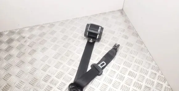 Audi A3 S3 8V Rear seatbelt 8V7857805