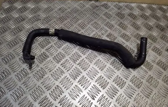 Gearbox oil cooler pipe/hose