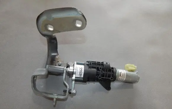 Audi Q7 4M Tailgate/trunk/boot hinge 4M0827852