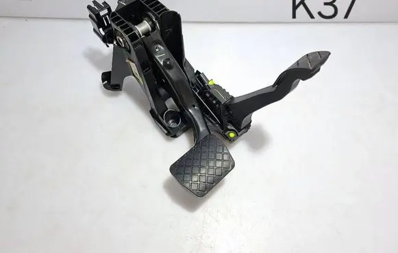 Volkswagen Tiguan Allspace Brake pedal 3QF723058 5Q1723503J