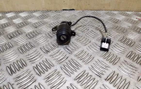Audi 80 90 S2 B4 Tailgate exterior lock 