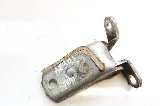 Toyota Aygo AB10 Front door upper hinge