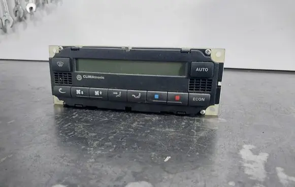 Volkswagen PASSAT B5 Climate control/heater control trim 3B1907044B 5HB007617-10