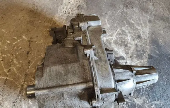 Jeep Grand Cherokee Gearbox transfer box case 52098916 G16113